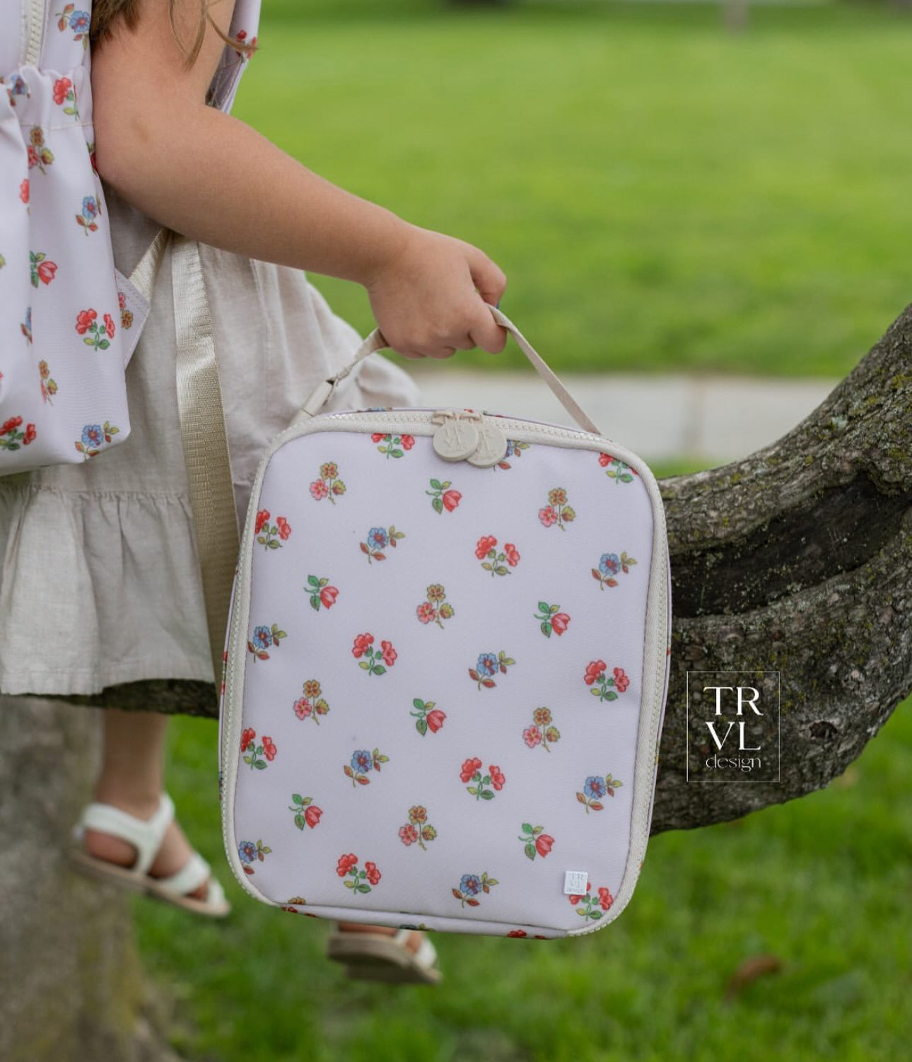 Charlotte Floral lunch box